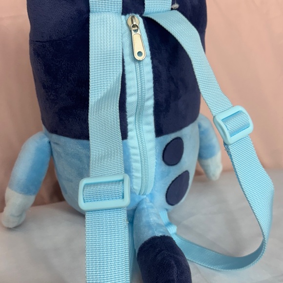 Bluey Plush Backpack - Picture 4 of 8